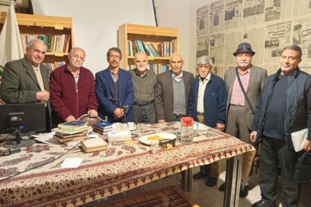 نشست هم‌اندیشی «معرفی برخی از مشاهیر تأثیرگذار استان خراسان جنوبی» برگزار شد.